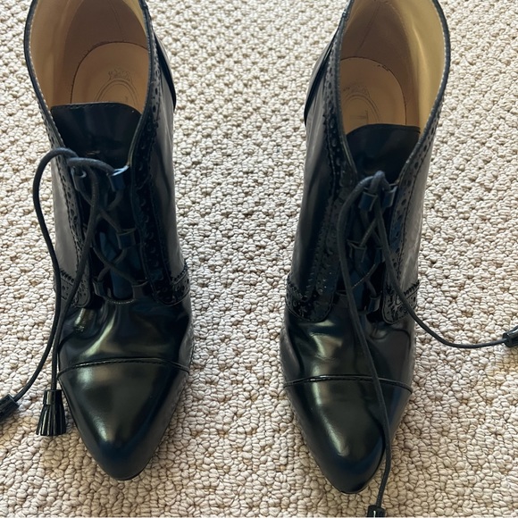 Tod’s Black Lace-up Ankle Booties - Size 37.5 - Picture 5 of 6